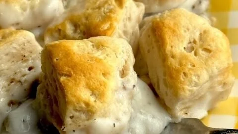 Lazy Biscuits & Gravy Breakfast Casserole